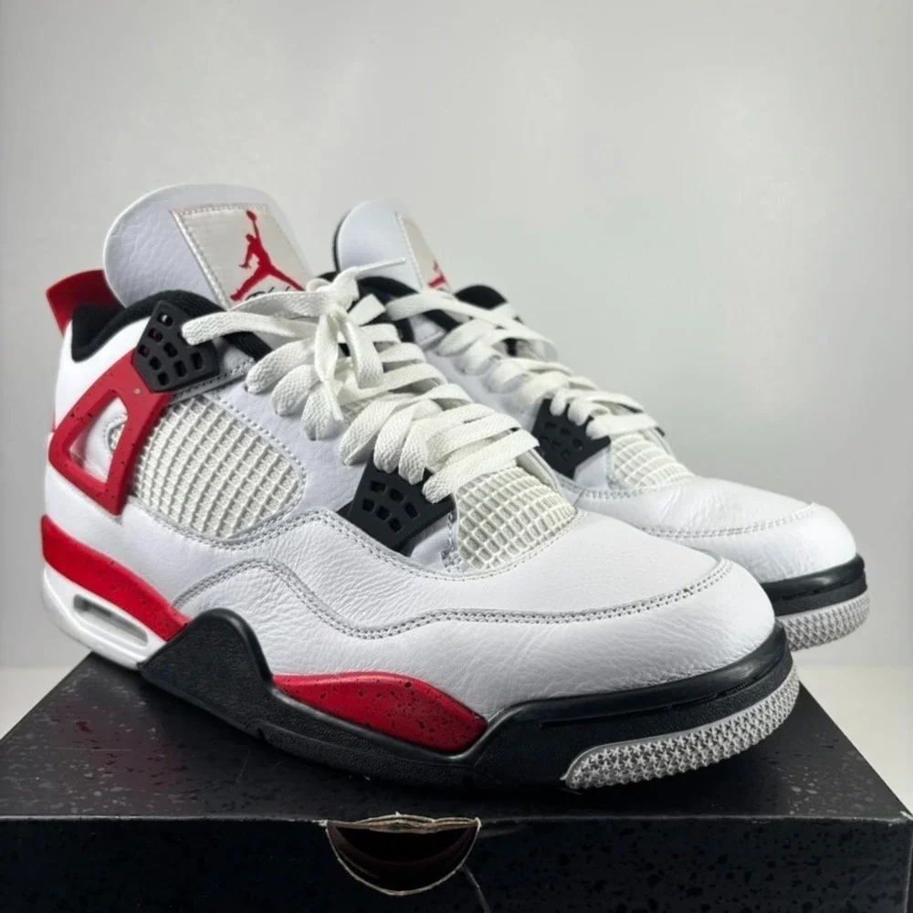 Nike Air Jordan 4 Retro 